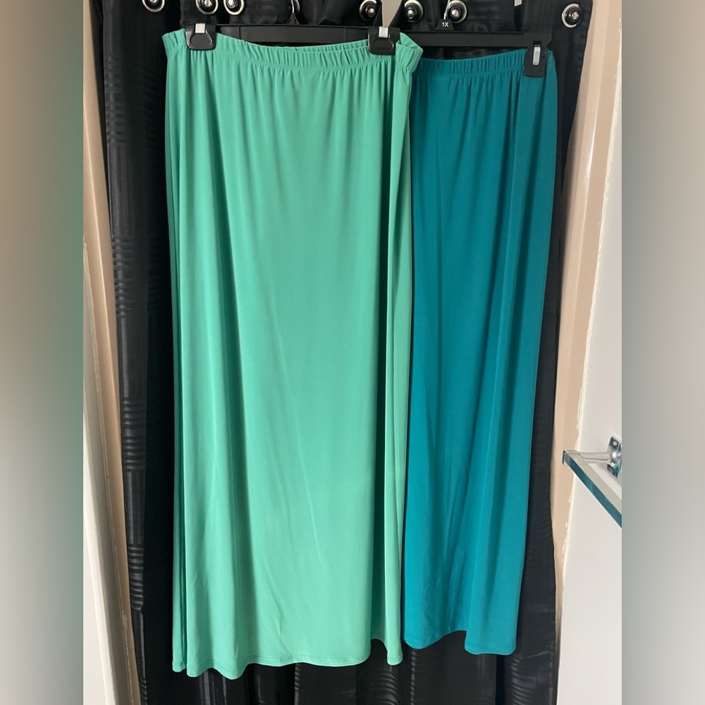 Come and see brand maxi skirts, bundle of 2 skirts.